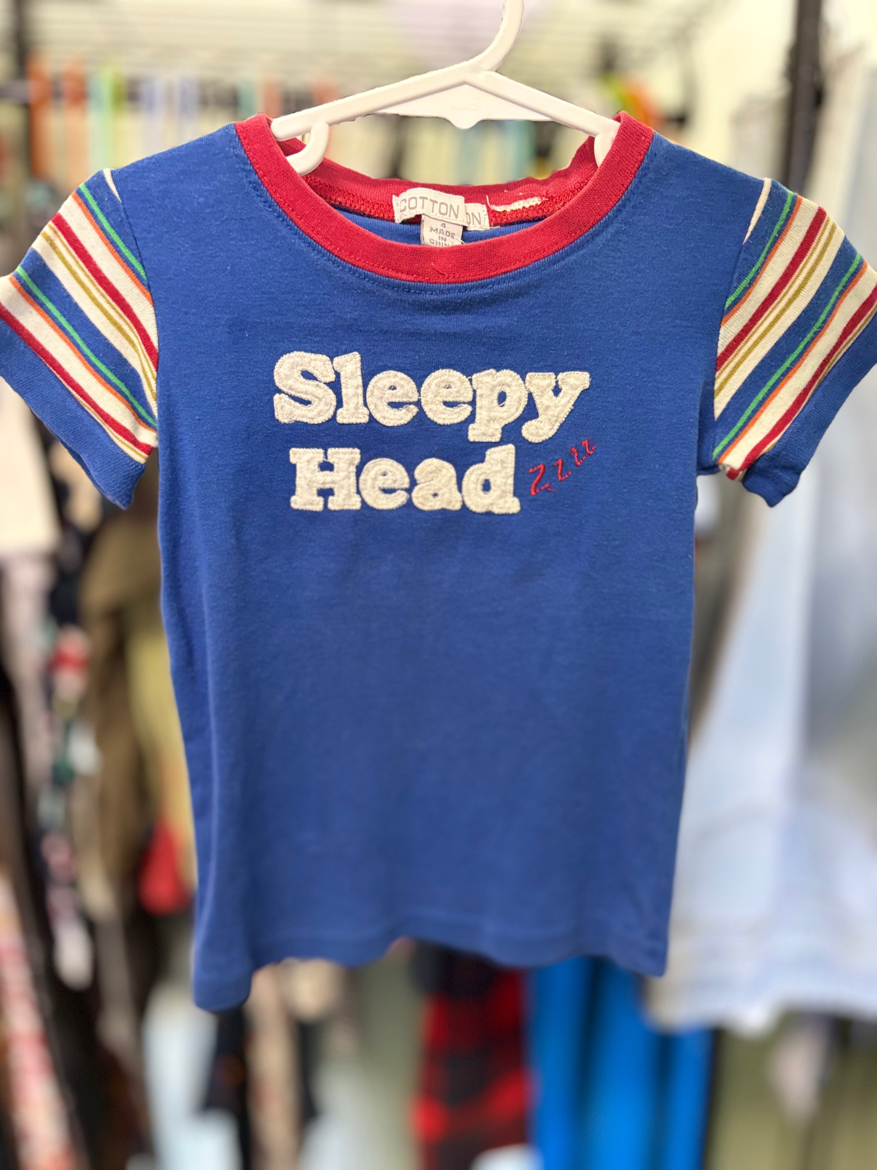 Cotton on kids t-shirt size 4 ￼