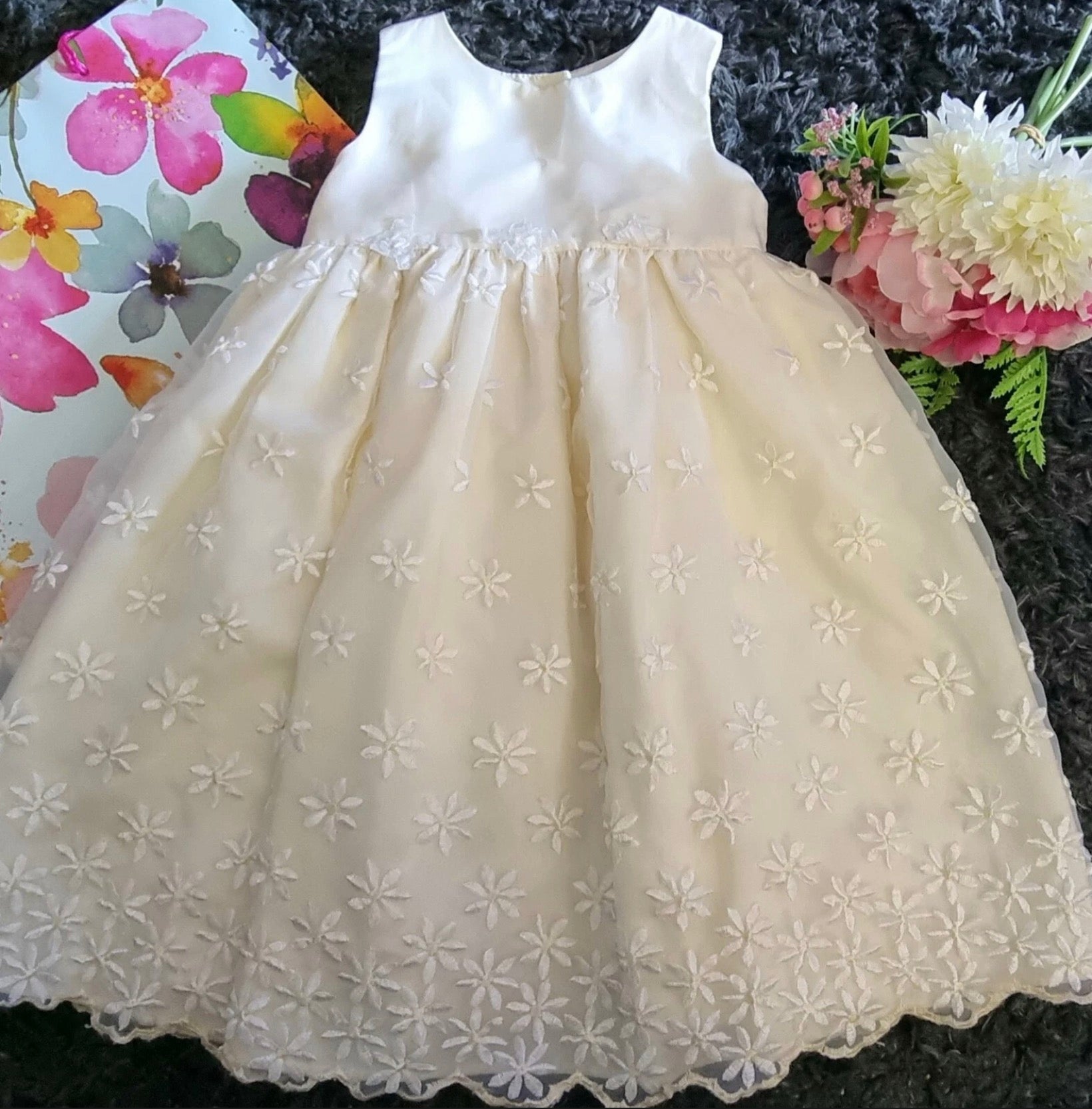 Toddler Size 2~Special occasion dress by PERFECTLY DRESSED~Wedding, Party 💓