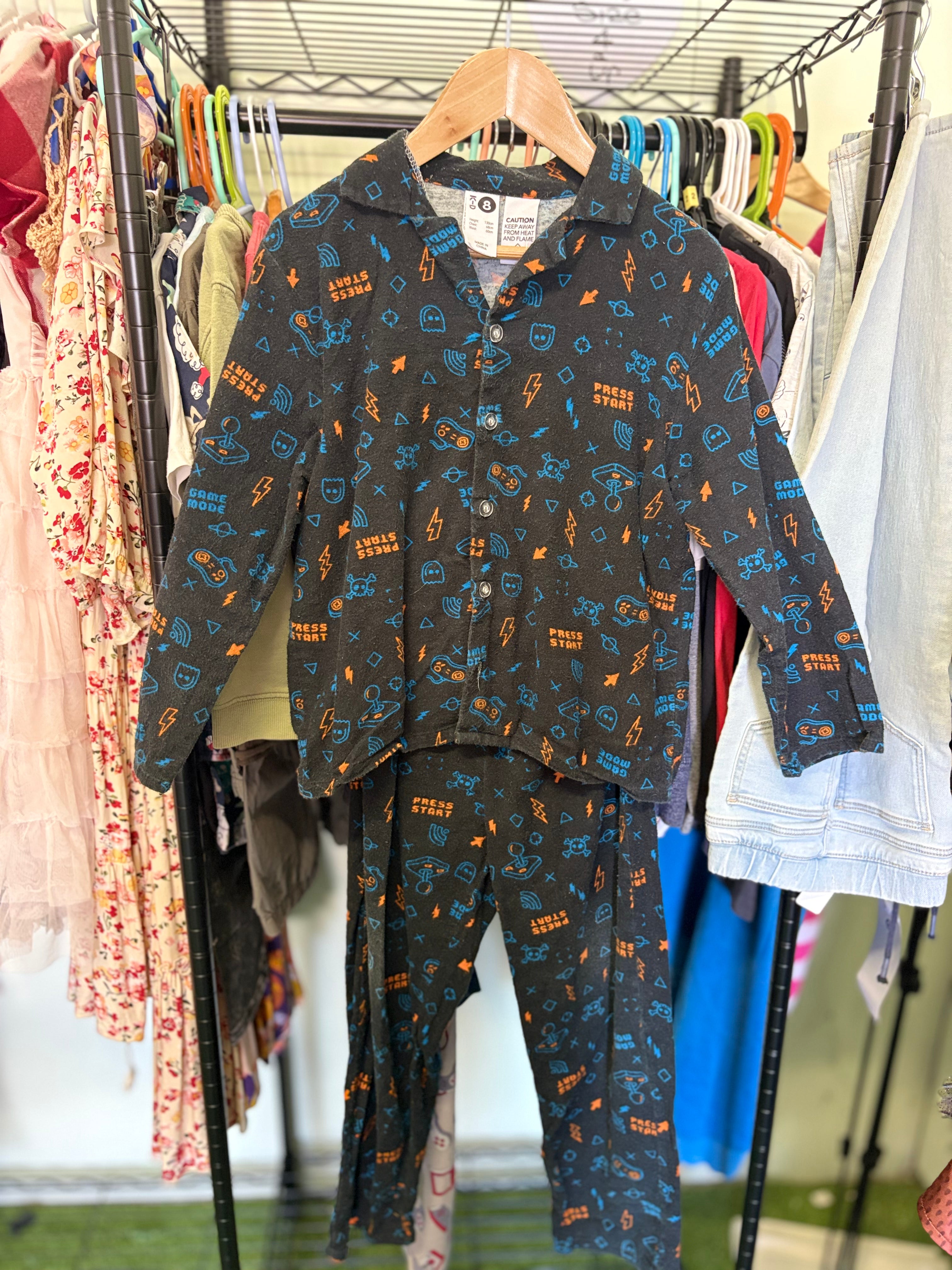 Size 8 flannelette PJ’s