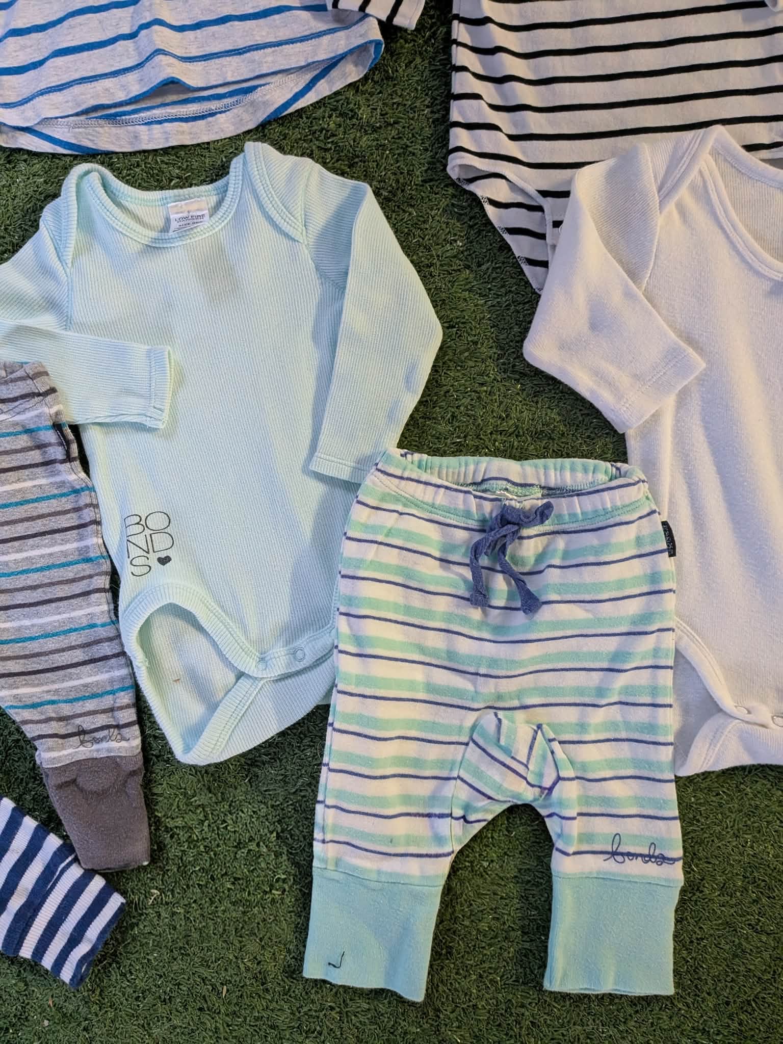 🚨 HUGE BONDS BABY BOY WINTER BUNDLE – SIZE 000 🚨