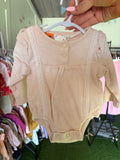 Pumpkin patch romper size 000￼