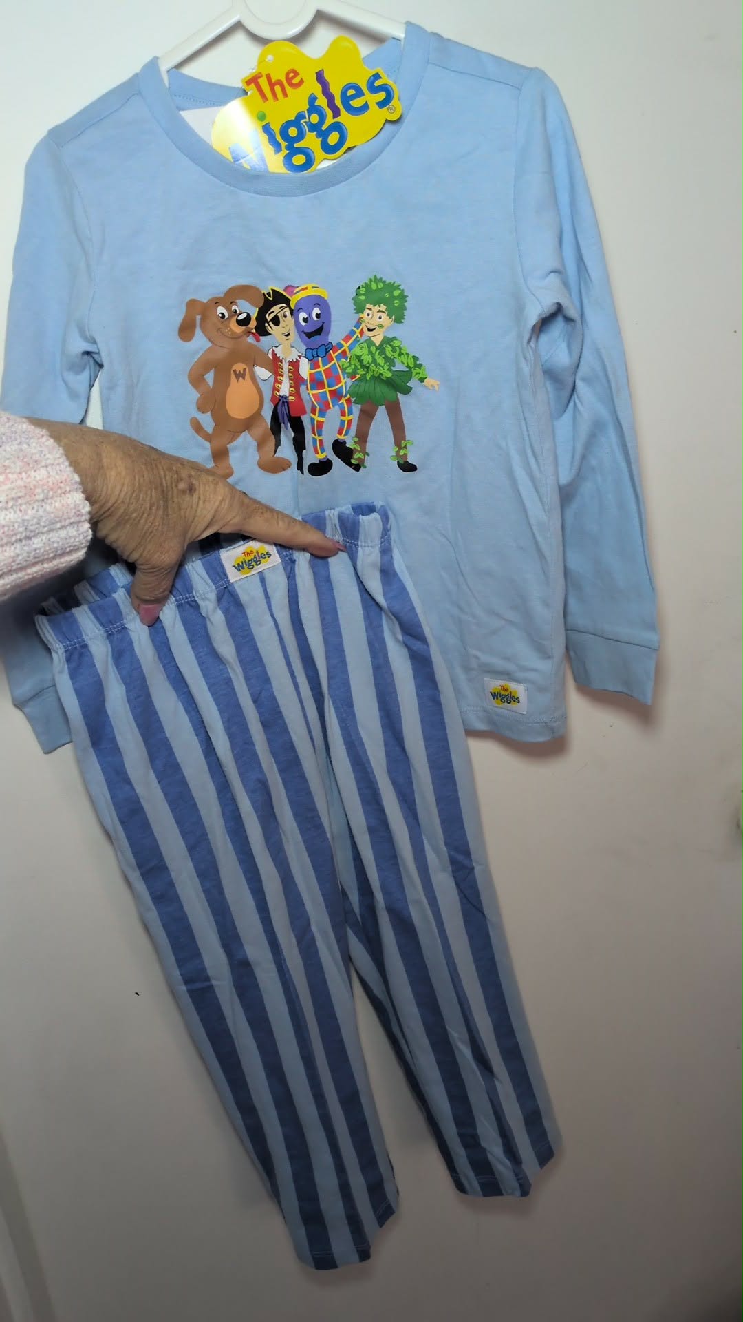 Wiggles set! size 3