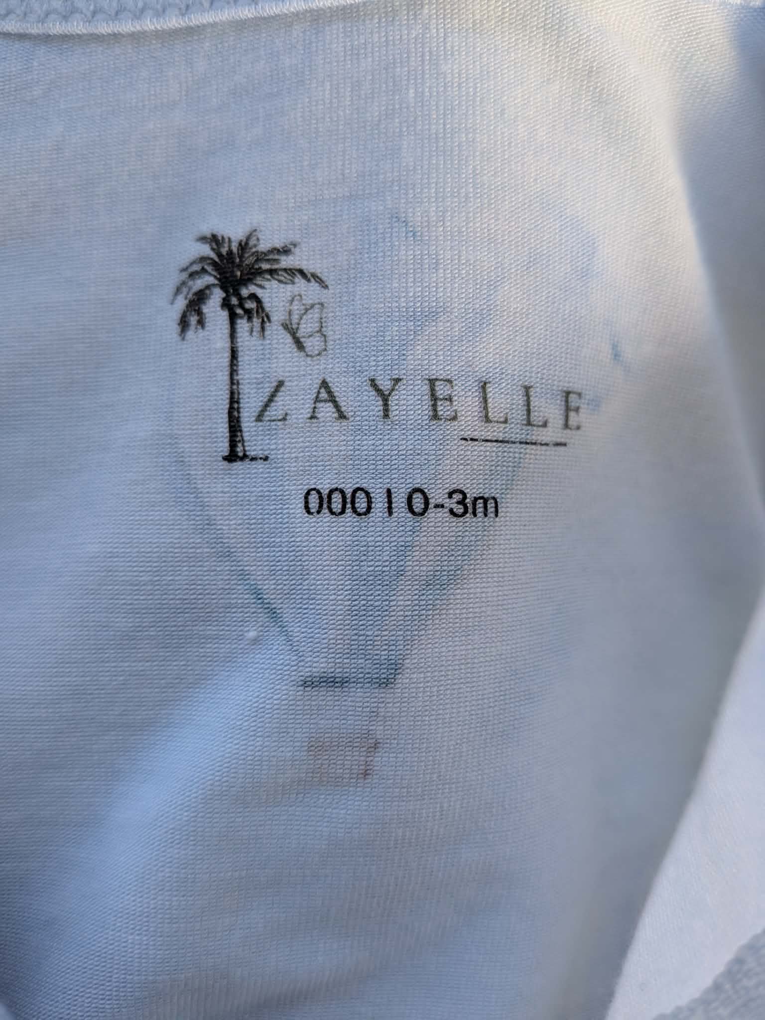 Zayelle Zip Romper – Size 000 (0–3 Months) ☁️💙