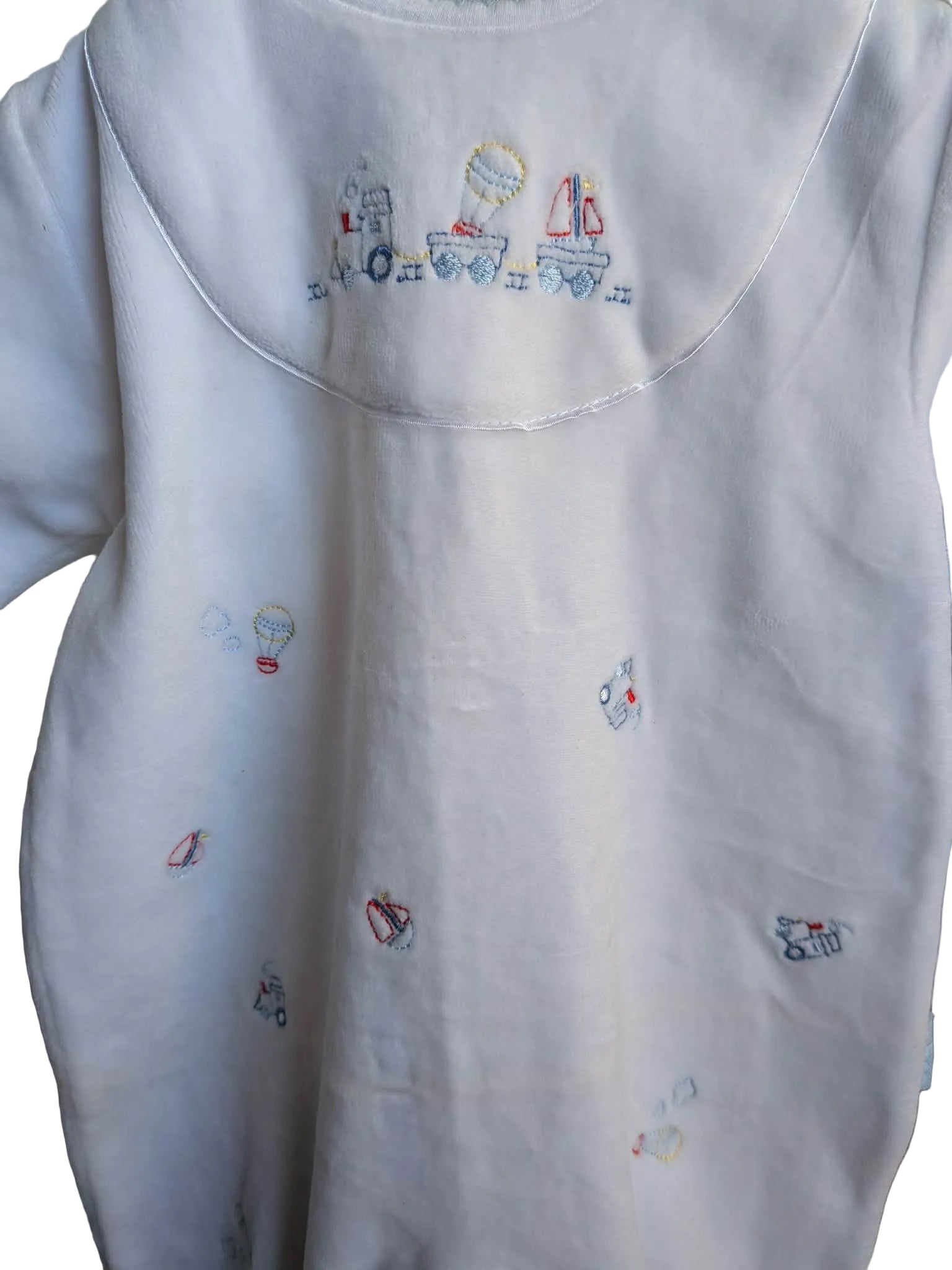 Classic White Velour Going Home Suit – Size 00